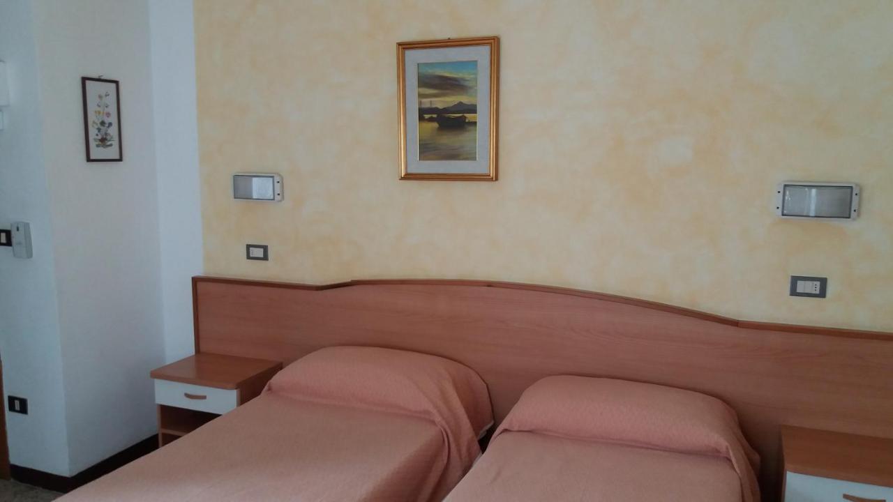 Albergo Moretti Senigallia Luaran gambar