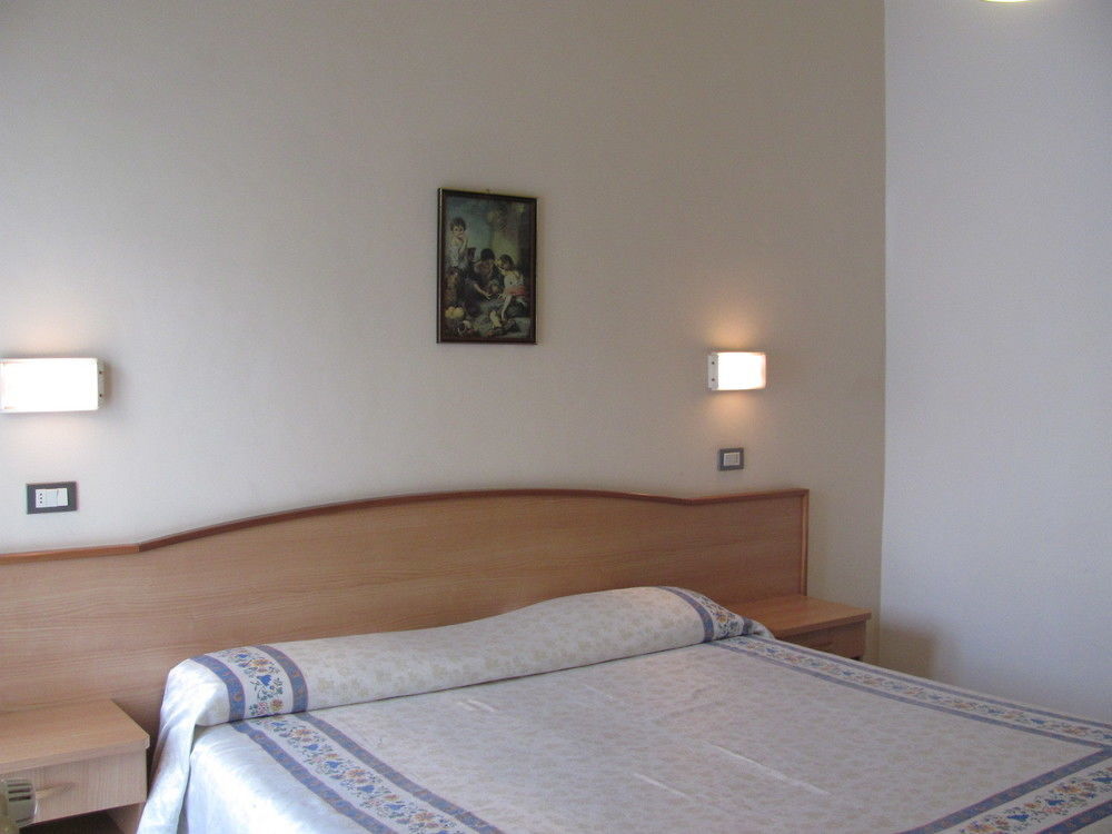 Albergo Moretti Senigallia Luaran gambar
